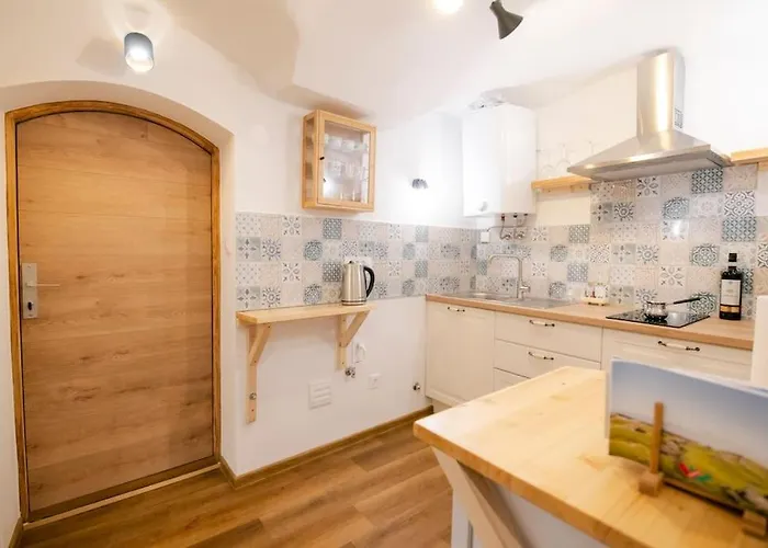 Jerry's Old Town Garden דירה *