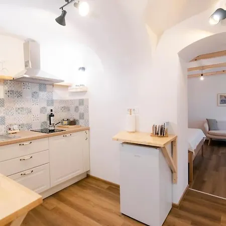 Jerry's Old Town Garden *