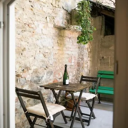 Jerry's Old Town Garden