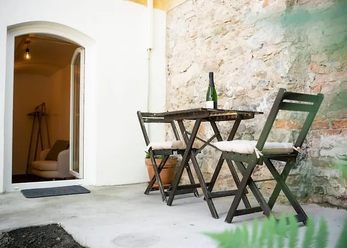 Jerry's Old Town Garden Apartment Ljubljana