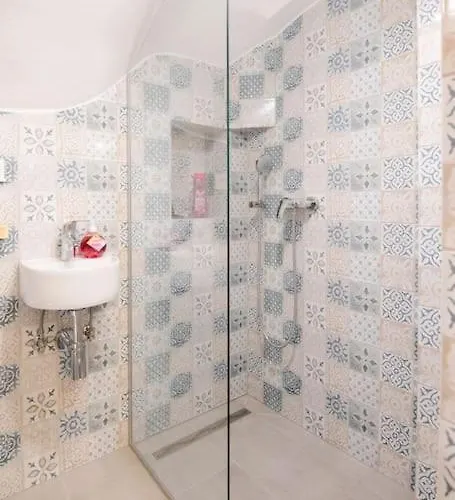 Apartment Jerry's Old Town Garden Ljubljana